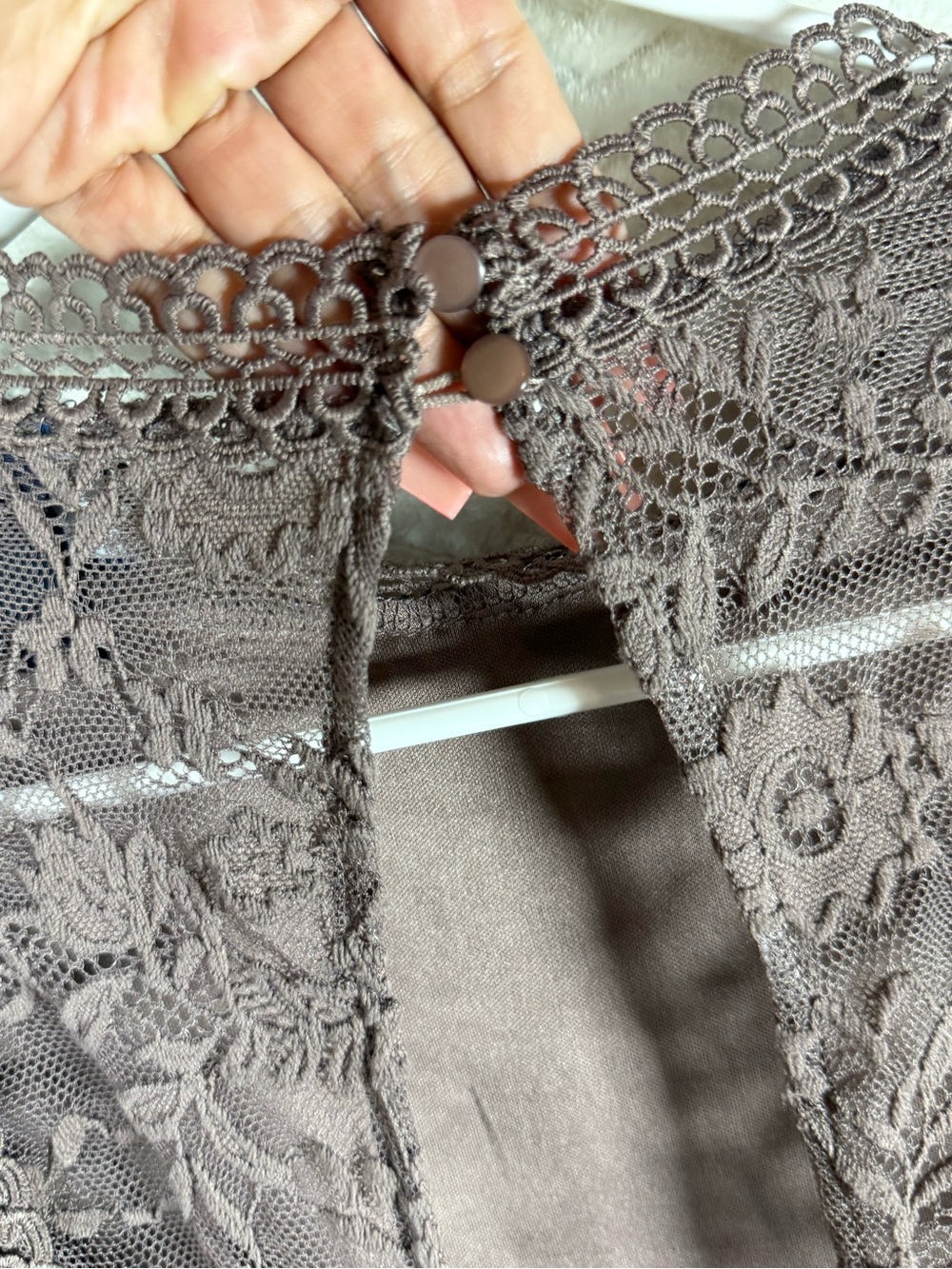 Daytrip Lace-Front High Neck Blouse - Dusty Mauve open back. Stunner 🔥🧡 - Picture 11 of 13